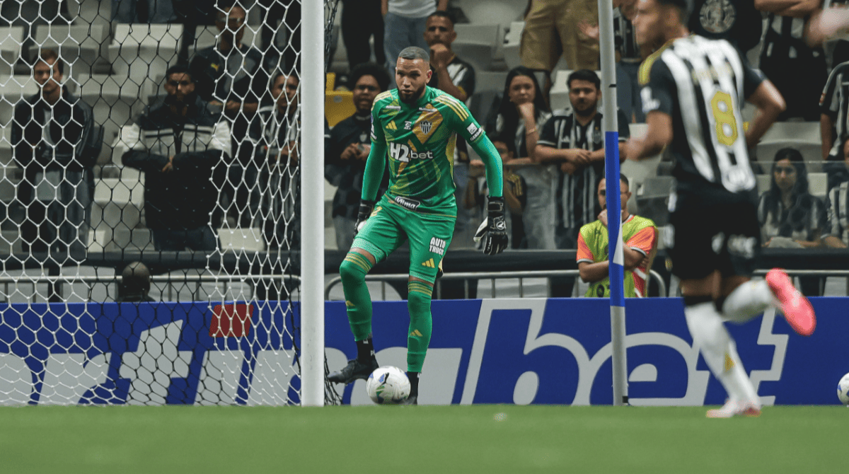 Goleiro Everson durante partida da Copa Sul-Americana