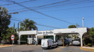 fachada condomínio bolsonaro