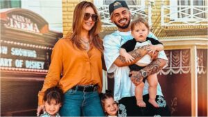 O casal Zé Felipe e Virginia Fonseca, acompanhado dos filhos