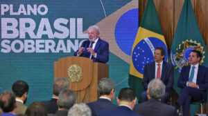 Presidente Lula em discurso