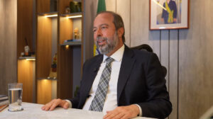 ministro alexandre da silveira