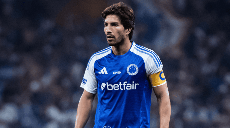 Lucas Silva do Cruzeiro