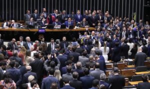 Câmara dos Deputados durante votação do projeto de anistia aos golpistas