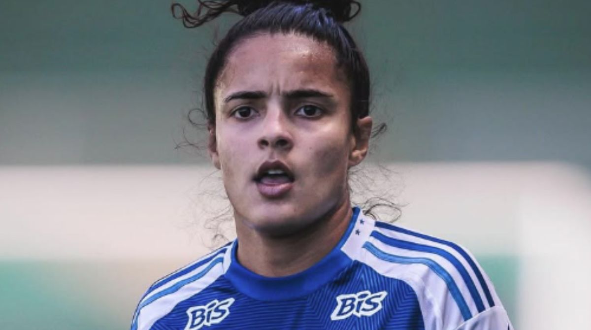 Isa Chagas, lateral-direita do Cruzeiro feminino