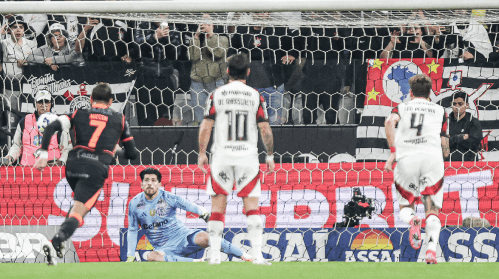 Rossi defende penalti