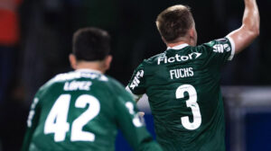 fuchs comemorando gol