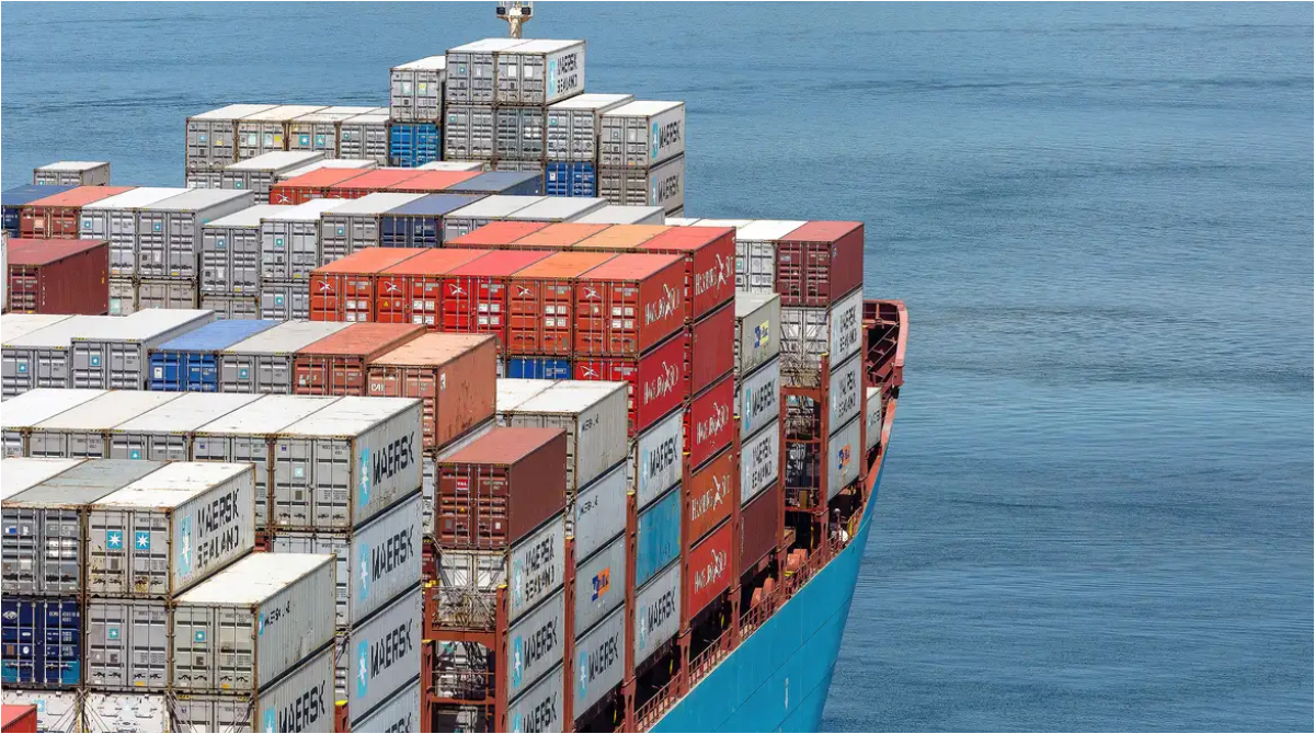 Containers em navio
