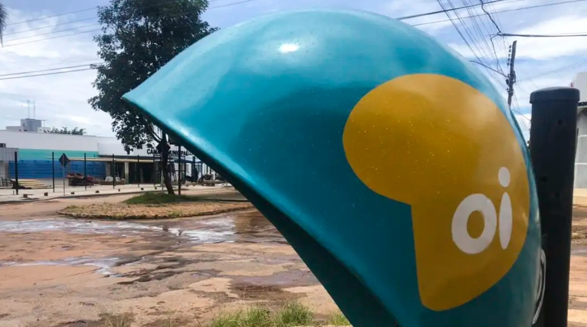 operadora oi telefone orelhão