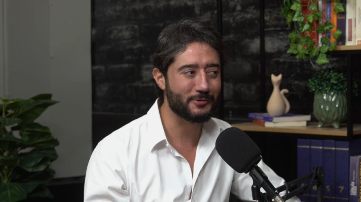 Gabriel Azevedo tinha a intenção de concorrer pela Prefeitura de BH em 2028, mas mudou de ideia e deve tentar o governo do estado em 2026.