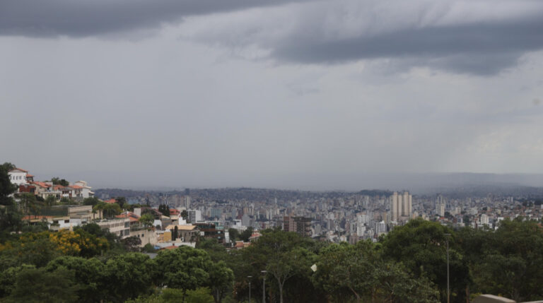céu fechado em BH