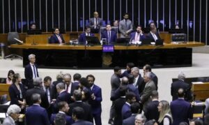 Plenário da Câmara dos Deputados durante votação do projeto antifacção