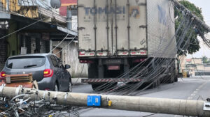acidente com caminhão em contagem