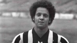 Reinaldo ficou marcado na ditadura por se manifestar a favor da retomada da democracia no Brasil. (Foto: Reprodução/Instagram/Reinaldo)