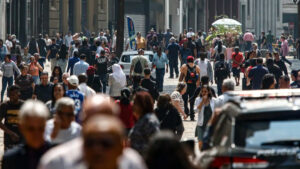 pessoas pobreza cidades