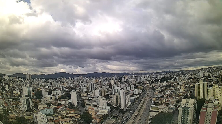 céu nublado bh