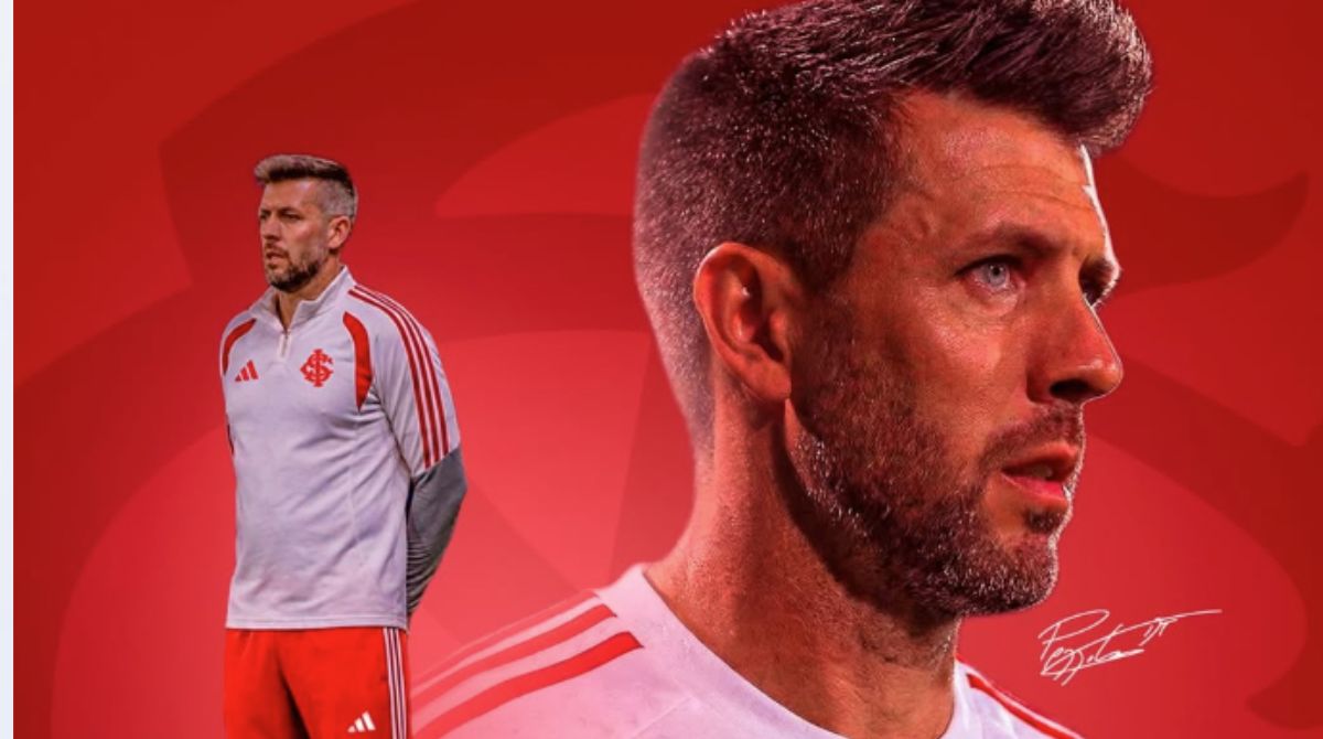 Paulo Pezzolano, treinador de futebol