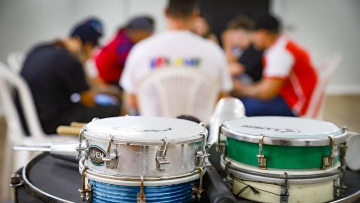 instrumentos carnaval bloco