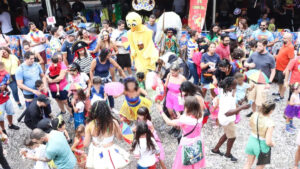 criança carnaval