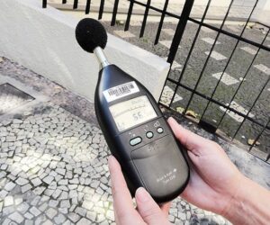 A Lei do Silêncio, criada em 2008, determina os limites de ruídos, sons e vibrações em Belo Horizonte