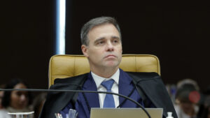andré mendonça