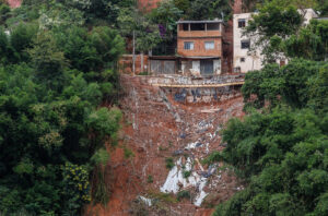 estrago promovido pelas chuvas em Juiz de Fora