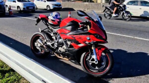 jovem morre acidente moto