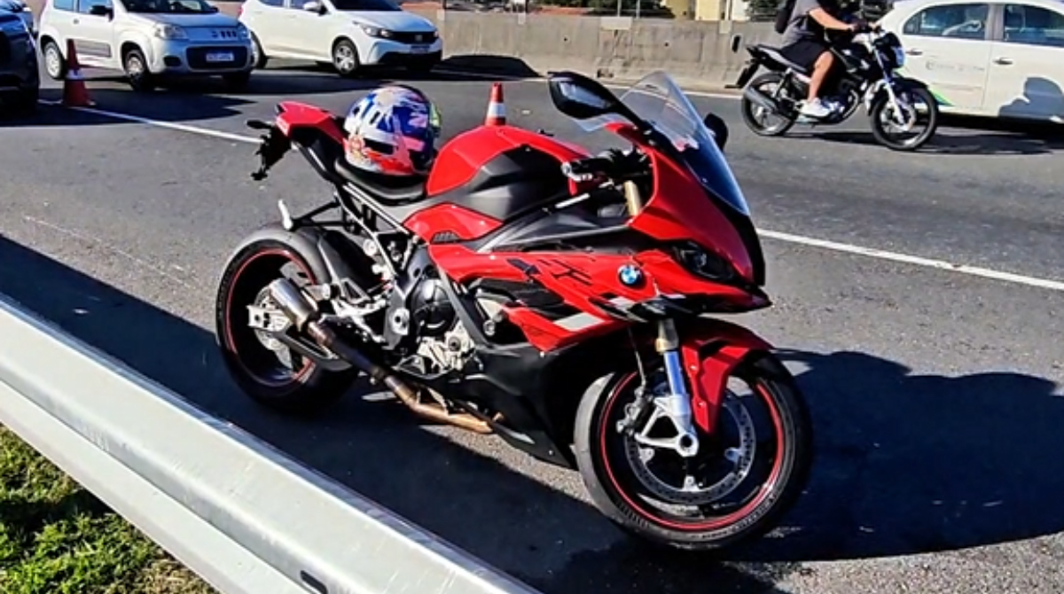 jovem morre acidente moto