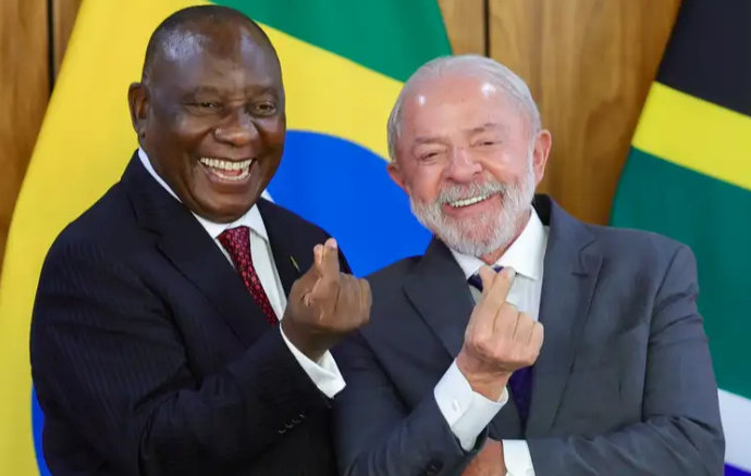 Lula e o presidente da África do Sul, Rhamaposa