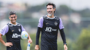 escalação atlético vitória