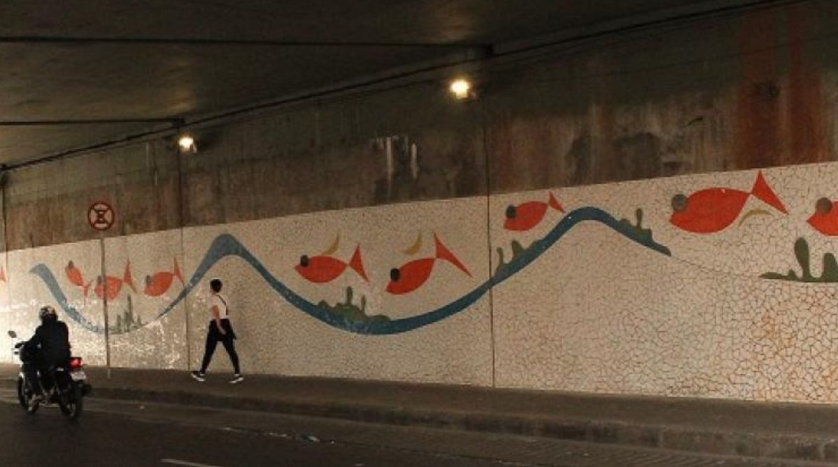 Corpo de vítima foi arrastado por enxurrada após forte chuva na tarde deste sábado (21/3) em BH. (Foto: Rogério França/PBH)