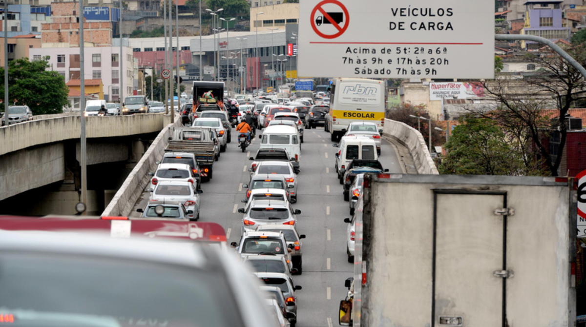 trânsito em BH