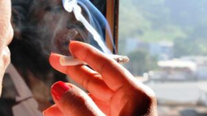 Governo federal elevou o IPI sobre cigarros de 2,25% para 3,5% e a carteira passará a custar R$ 7,50. (Foto: Antônio Rodrigues/Agência Minas)