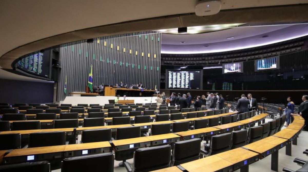 Diretor-geral chegou a receber R$ 23 mil a mais em março com horas-extras. (Foto: Bruno Spada/Câmara dos Deputados)