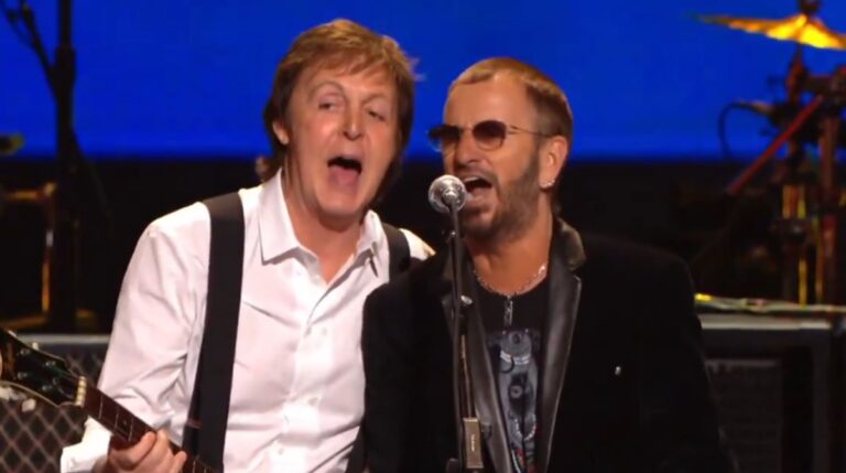 Paul McCartney e Ringo Starr lançam "Home To Us", o primeiro dueto oficial dos músicos. (Foto: Reprodução/X/beatlestoday)