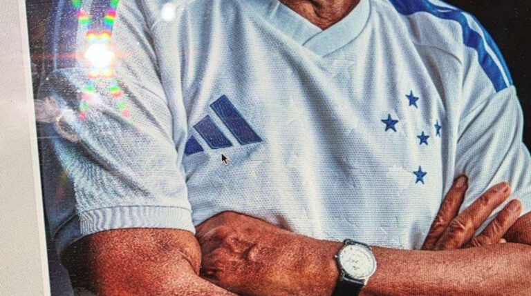 camisa branca cruzeiro