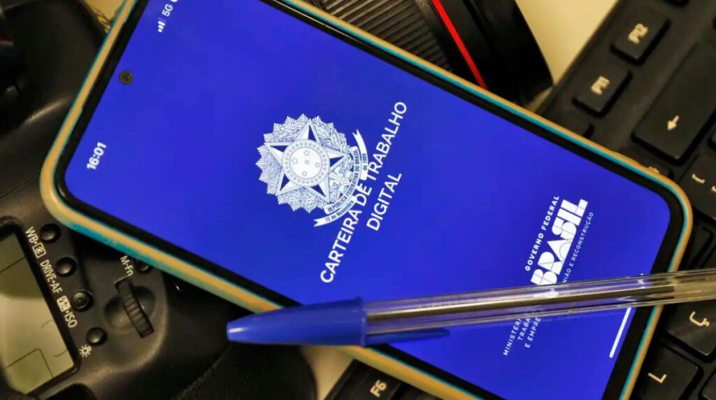 Federação mineira defende regime flexível de trabalho para proteger indústrias e barrar recuo de até 16% no PIB nacional. (Foto: Bruno Peres/Agência Brasil)