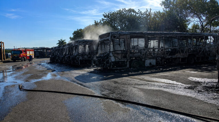 incêndio ônibus