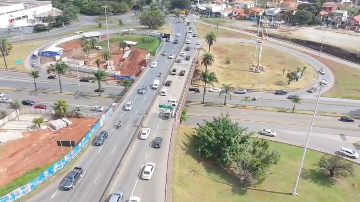 Obras no Trevo do Belvedere