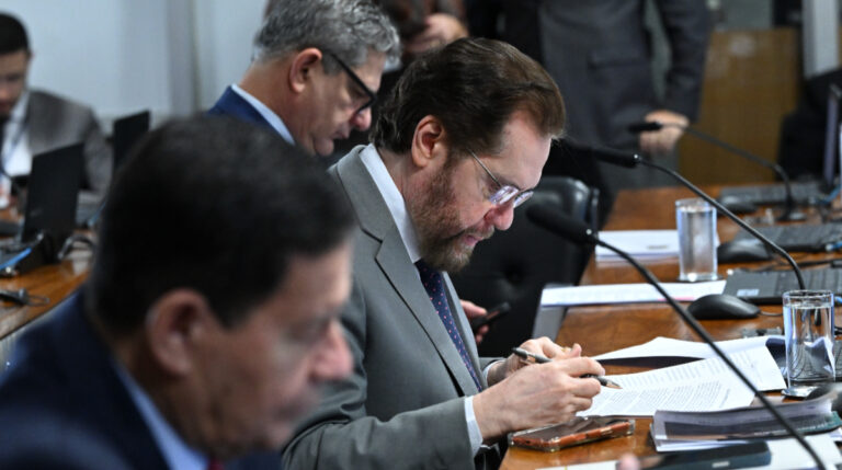 CCJ do Senado