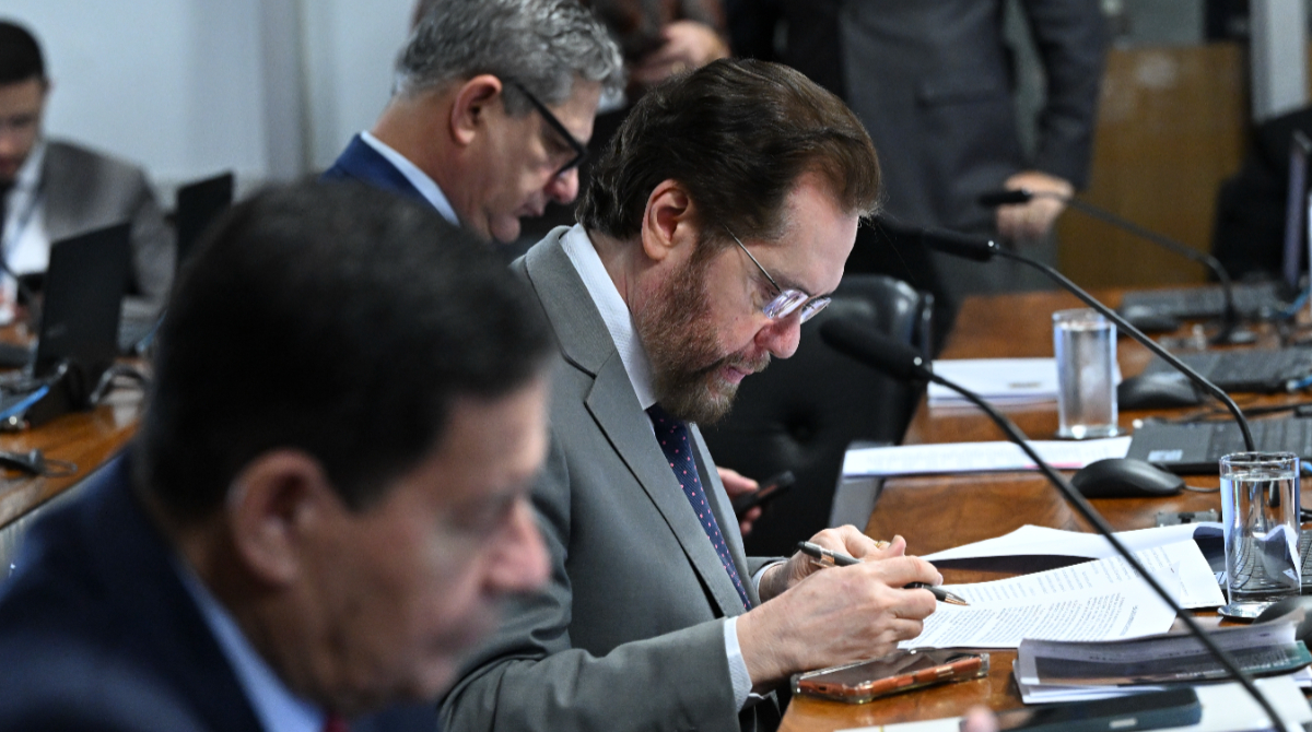 CCJ do Senado