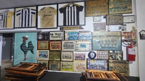 Bar do Salomão: o reduto dos atleticanos foi reaberto na noite de quinta-feira (11/06). (Foto: Gustavo Macedo/Rede 98)
