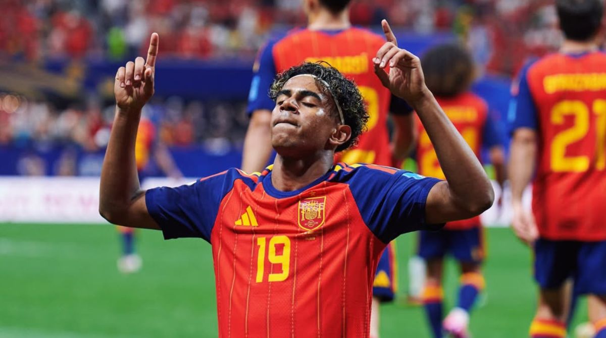 Depois do empate sem gols na estreia contra Cabo Verde, a Espanha aplica uma goleada por 4 a 0 na Arábia Saudita pela 2ª rodada da Copa.