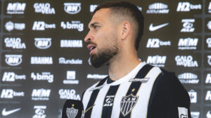 léo duarte atlético