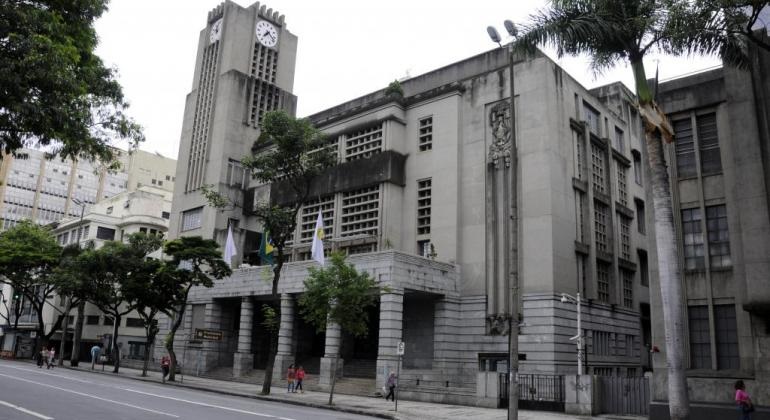 Belo Horizonte terá ponto facultativo na segunda-feira devido ao jogo do Brasil