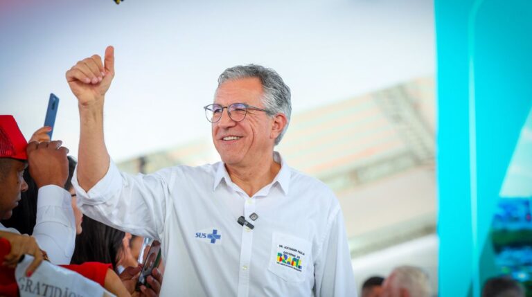 Câmara de BH homenageará Padilha com título de cidadão honorário nesta quinta (2)
