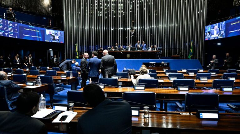 Senado aprova projeto que cria ‘Pix Pensão’ para automatizar pagamento da pensão alimentícia