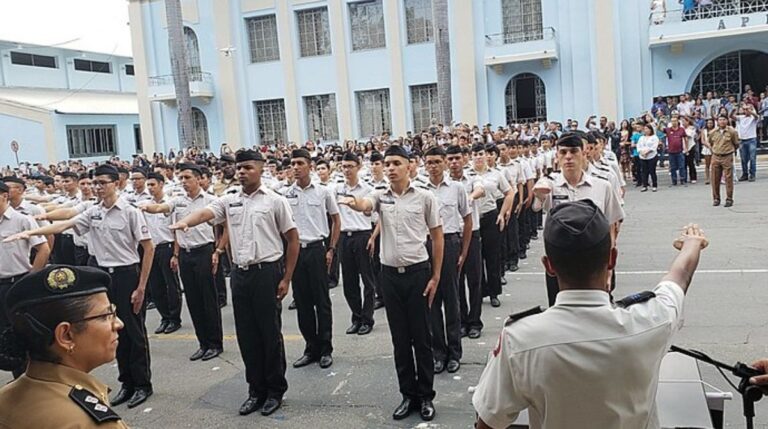 TJMG derruba decisão e mantém suspensão das escolas cívico-militares em Minas