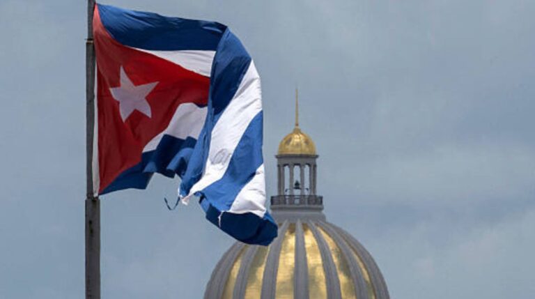 Brasil envia 48 toneladas de leite em pó para ajudar Cuba em meio à crise de desabastecimento