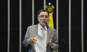 Deputado federal Patrus Ananias