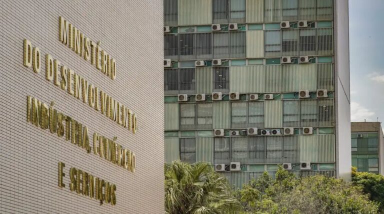 MDIC divulga defesa na Seção 301 e diz que EUA não respondeu à proposta sobre etanol e açúcar
